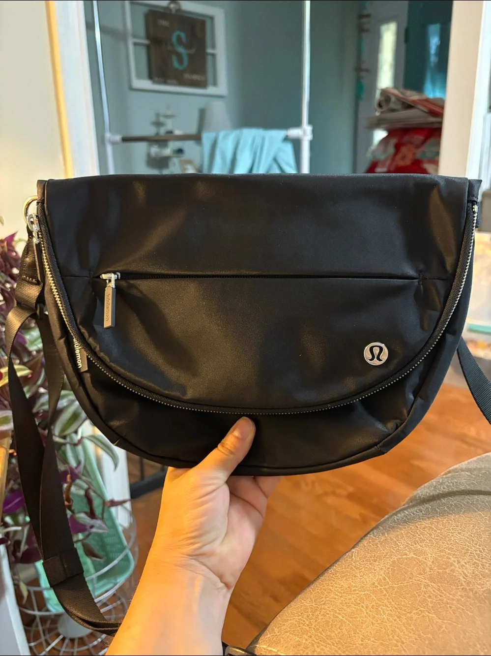 Lululemon All Night Festival Bag 5L - Black with Silver Hardware Excellent Cond